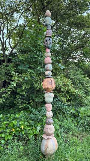 Artists/Images/ResizedExtra/eva vanmol_image_totem soft circus.jpg